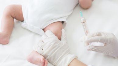 Пфайзер и Бионтех са започнали клинични изпитвания на ваксината си